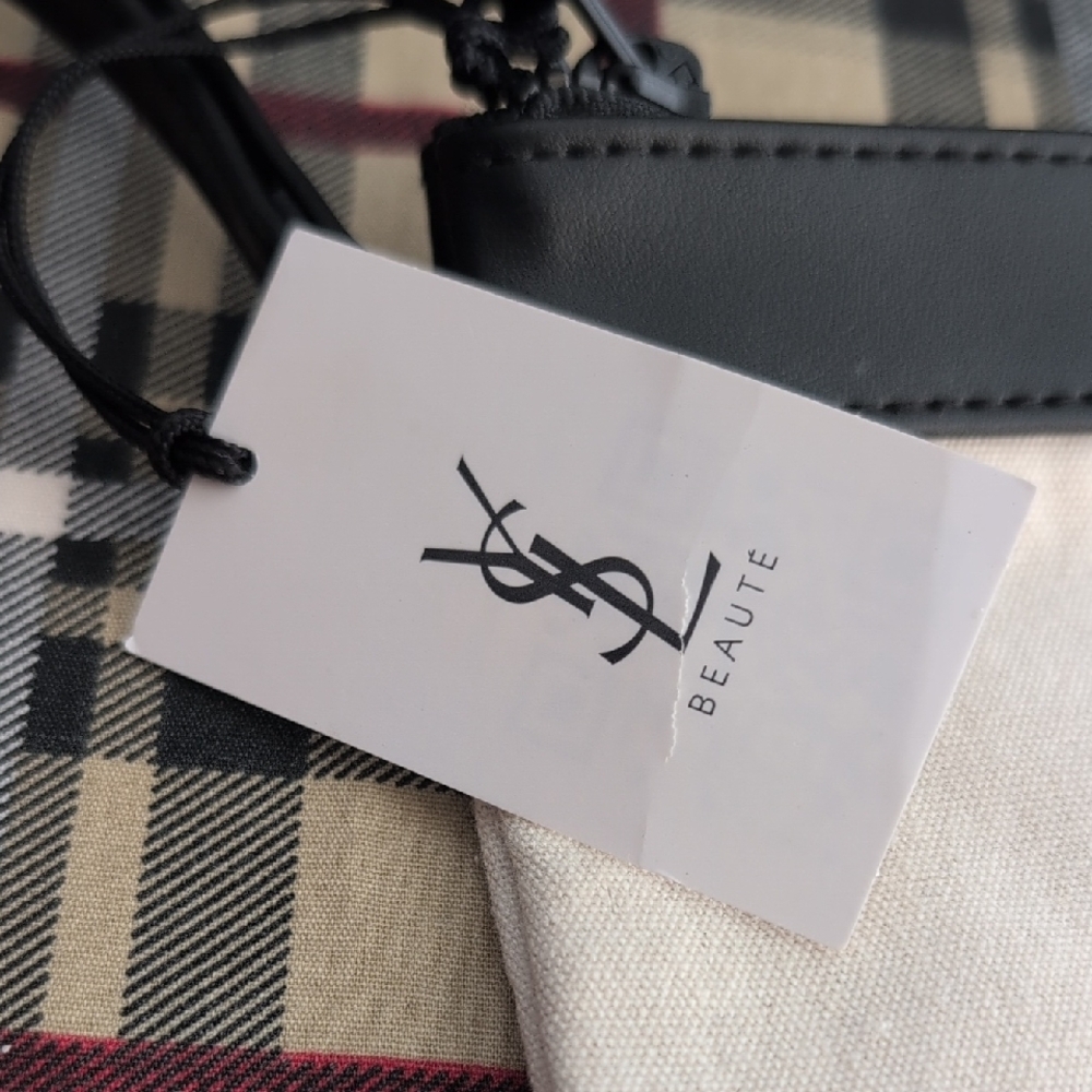 Yves Saint Laurent Beaute Makeup Pouch - Picture 8 of 11